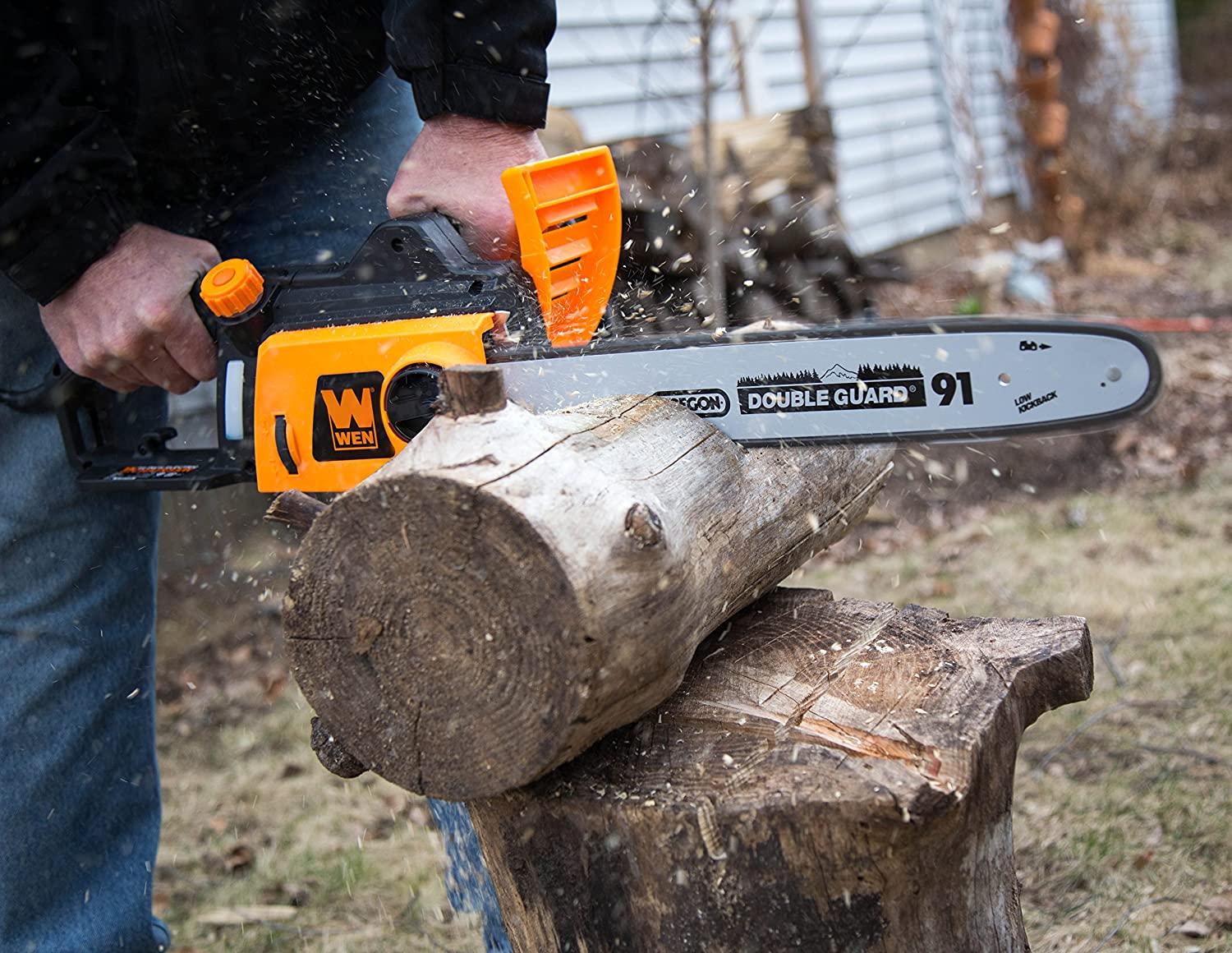 what to look for when buying corded chainsaw